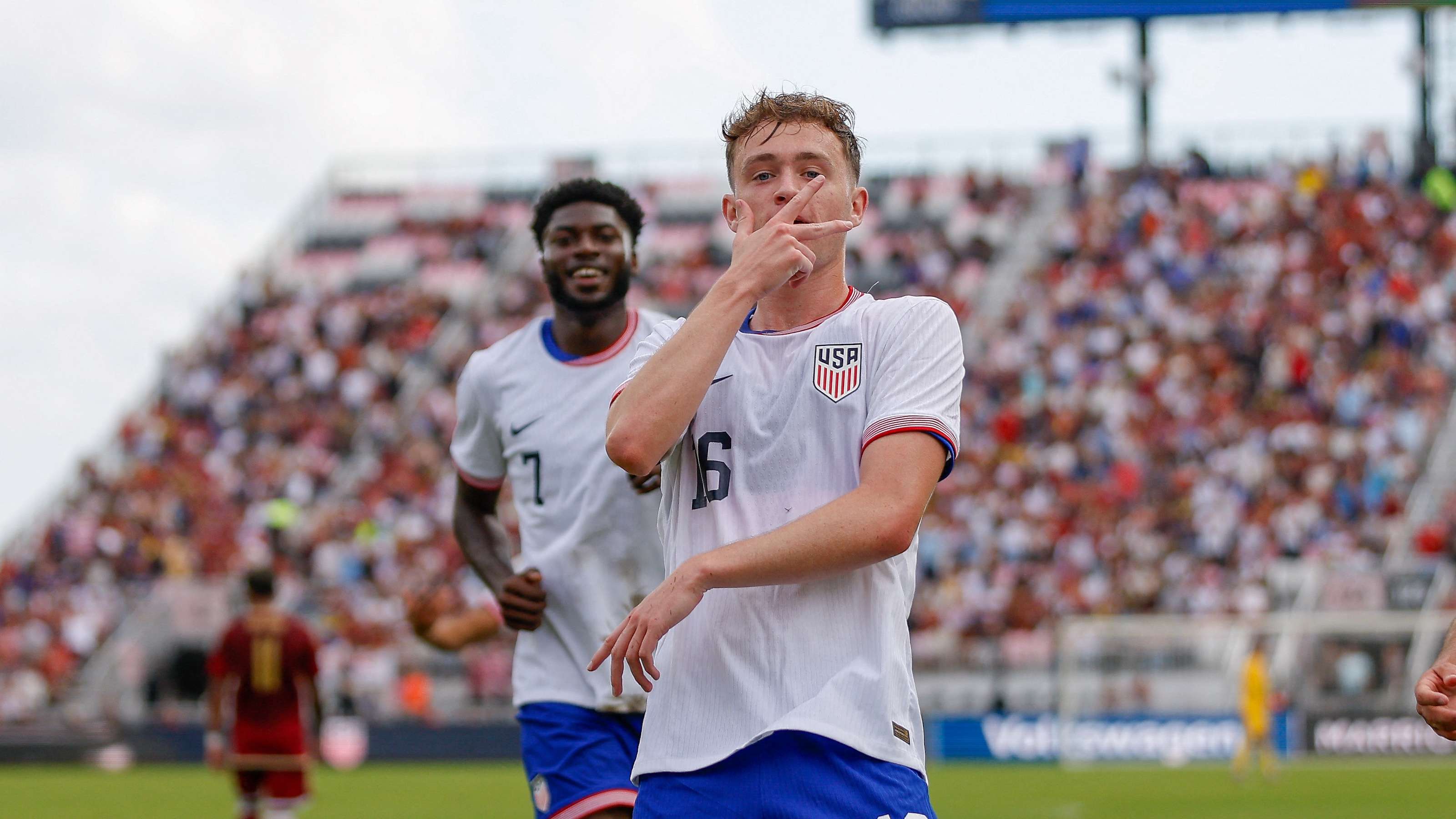 历为后续的 历为后续的